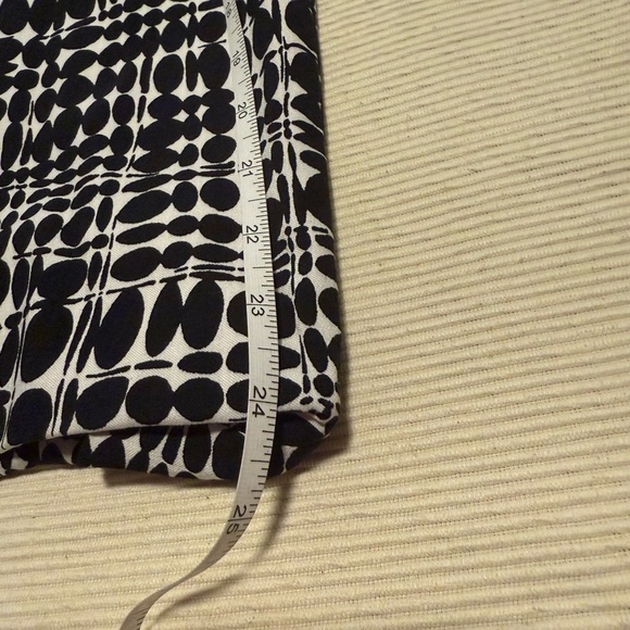 Premise Black and White Abstract Print Pants - Picture 6 of 9